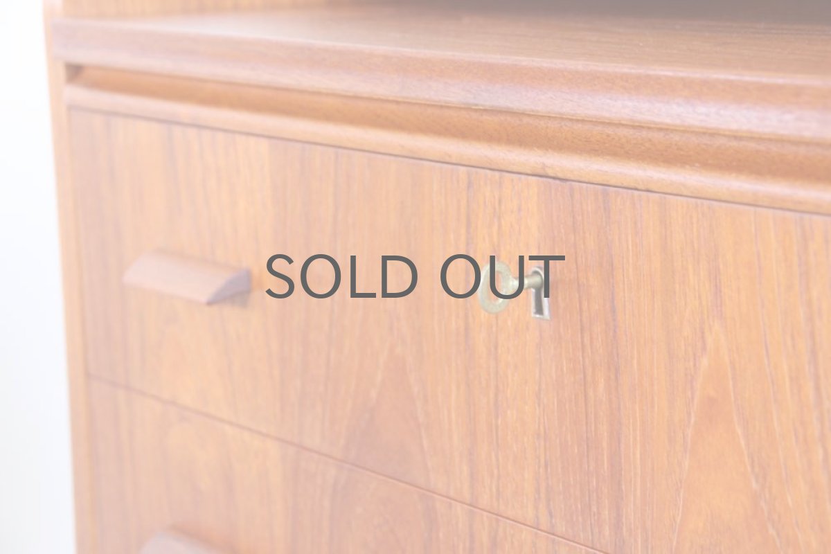 画像5: 北欧ビンテージ家具/デンマーク製/チークライティングビューロー/3段引き出し (5)