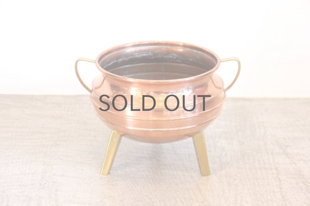 画像2: ビンテージガーデニング/北欧スウェーデン/フラワーポットカバー/カッパー(銅)/3本足/Lサイズ (2)