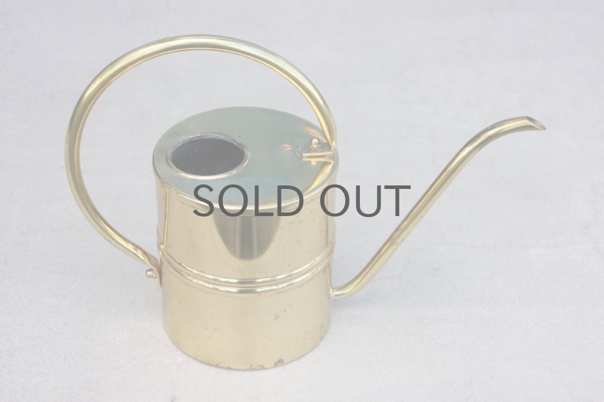 画像2: スウェーデン/ブラス(真鍮)のヴィンテージ水差し/細口ジョーロ (2)