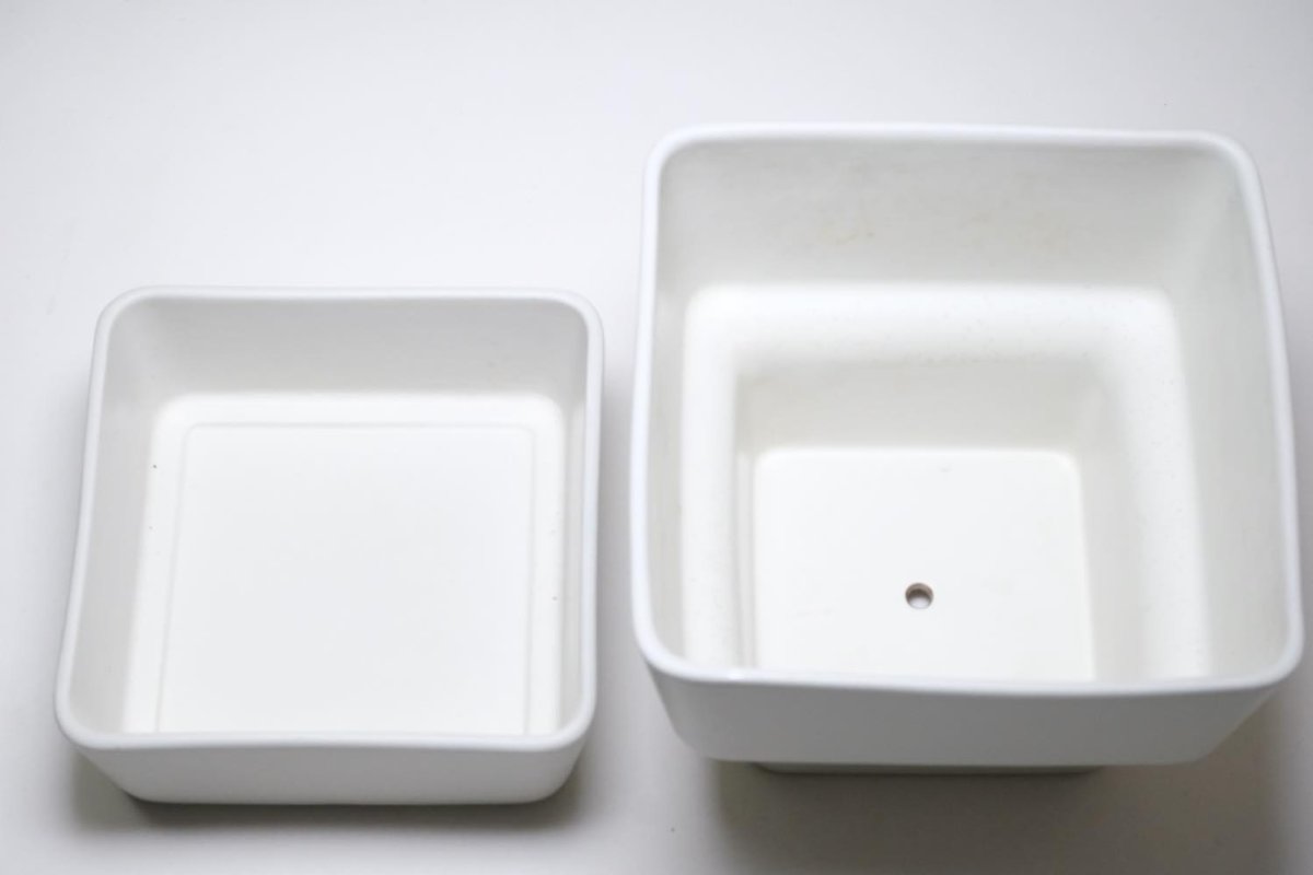 画像4: ビンテージ北欧/ARABIA/アラビア/Richard Lindh/植物ポット/鉢+受け皿/四角形深皿/ホワイト (4)