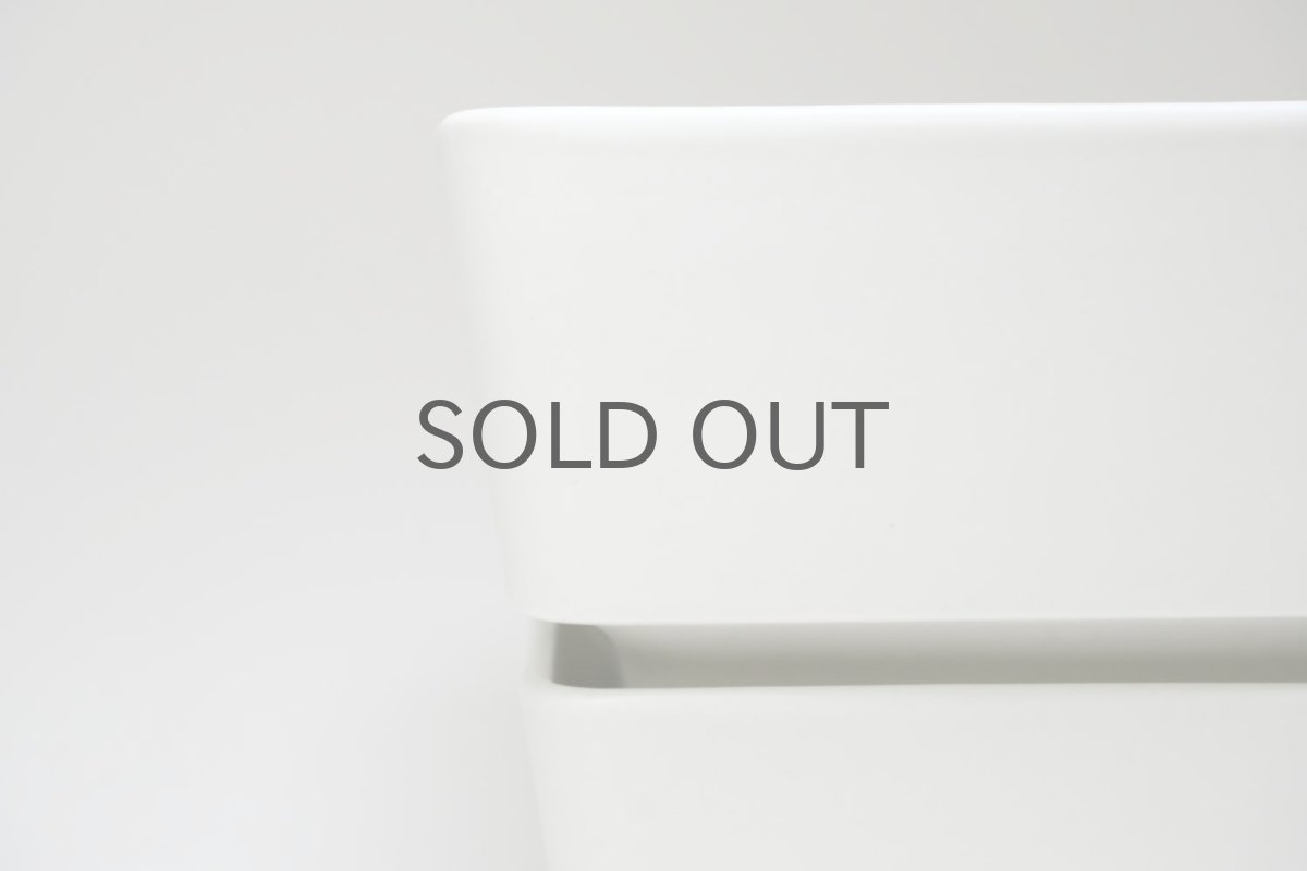 画像2: ビンテージ北欧/ARABIA/アラビア/Richard Lindh/植物ポット/鉢＋受け皿/四角形深皿/ホワイト (2)