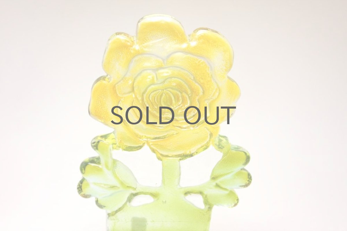 画像2: スウェーデン/Sea Glasbruk製/バラのガラスオブジェ/イエロー (2)
