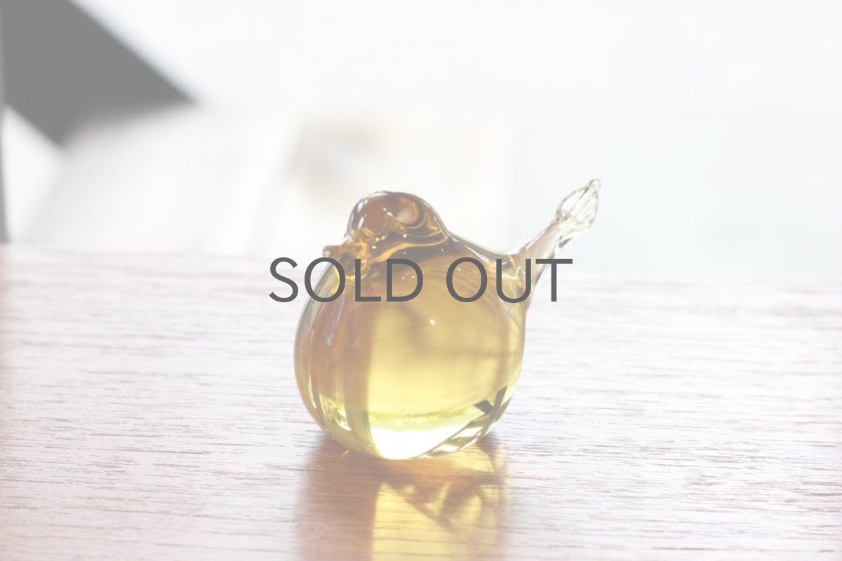 画像2: 北欧ガラス/ビンテージ/小鳥のオブジェ/FM Ronneby/ライトアンバー (2)