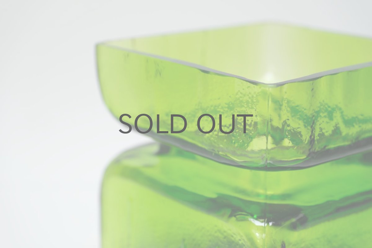 画像3: 北欧雑貨/Riihimaen Lasi/リーヒマエンラシ/Palaシリーズ/花瓶/グリーン/Lサイズ (3)