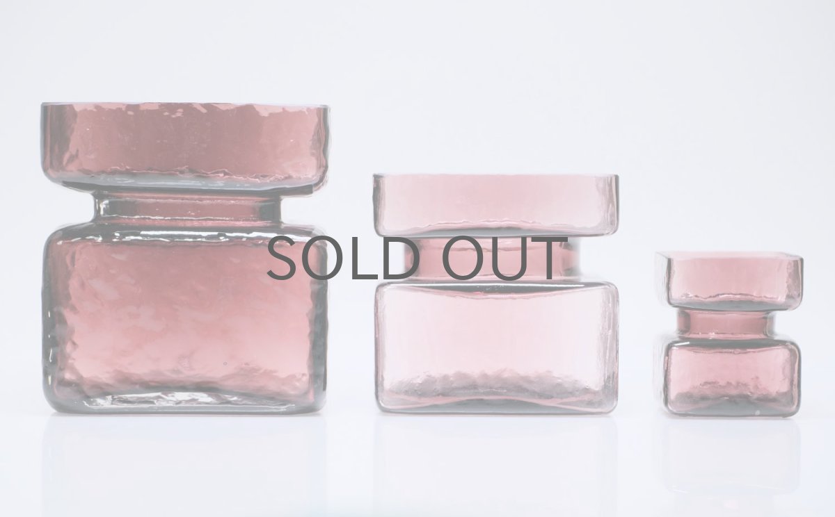 真ん中のベースです