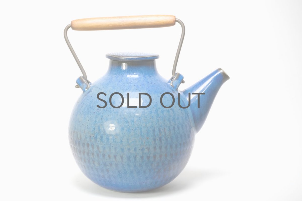 画像4: Gustavsberg/グスタフスベリ/Stig Lindberg /スティグ・リンドベリ/アトリエ制作/ブルーティーポット/チークハンドル (4)