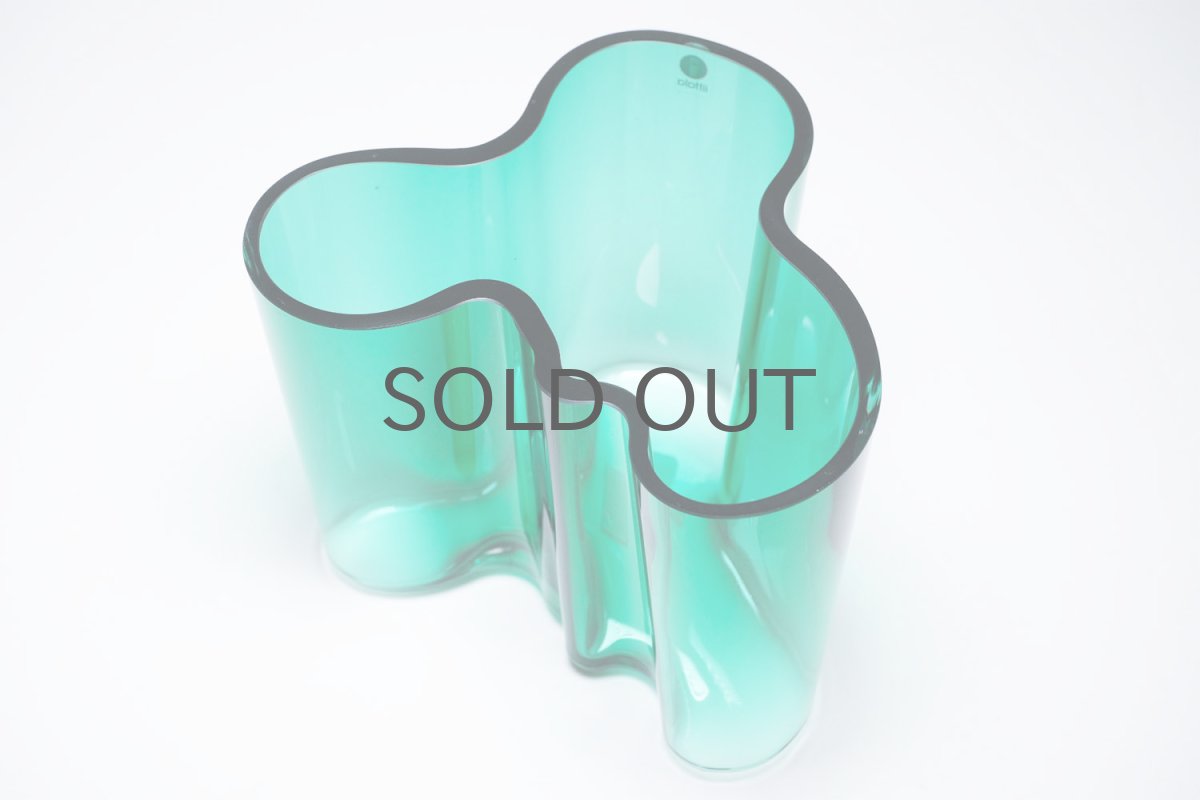 画像7: iittala/イッタラ/ALVAR AALTO/Savoy vas/アルヴァ・アアルトコレクション ベース/H12cm/廃盤色エメラルド (7)