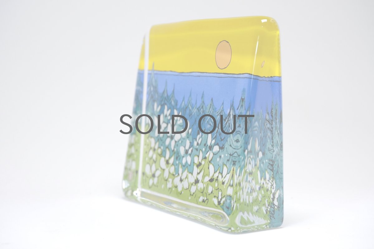 画像4: iittala/イッタラ/Helja Liukko Sundstrom/ヘルヤ・リウッコ・スンドストロム/Lampo auringon/太陽の温かさ/ガラスカード/Lサイズ (4)