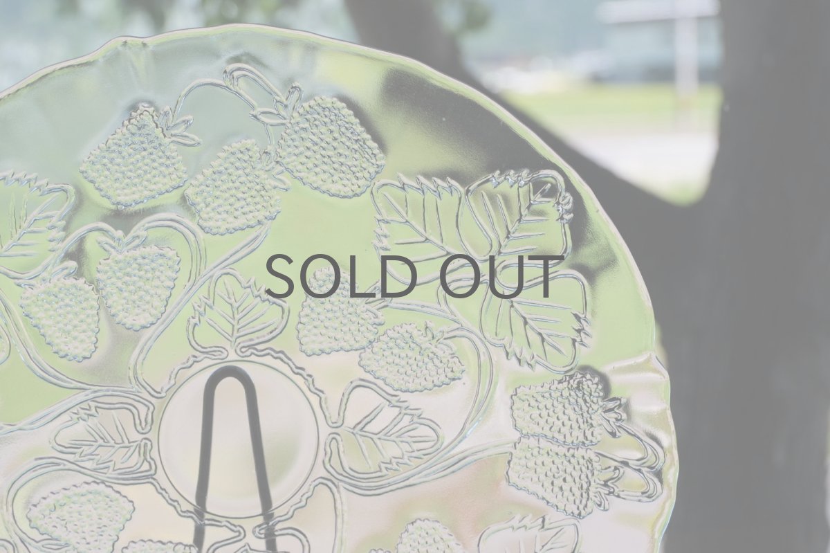 画像1: フィンランド/Iittala/イッタラ /Marja/マルヤ/野イチゴ/サービングプレート/大皿 (1)