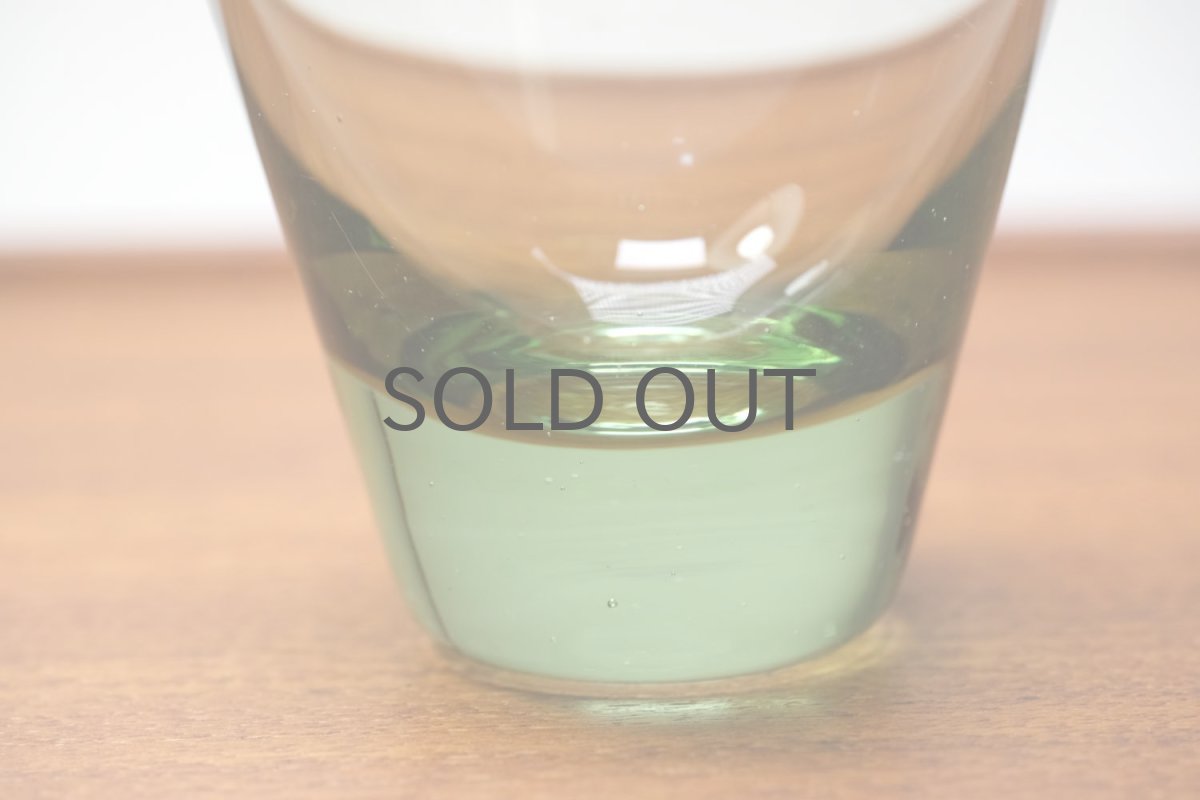 画像2: ビンテージ北欧雑貨/Kaj Franck/カイ・フランク/Nuutajarvi/ヌータヤルヴィ/2744/厚底タンブラー/ペールグリーン/No.3 (2)