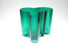 画像6: iittala/イッタラ/ALVAR AALTO/Savoy vas/アルヴァ・アアルトコレクション ベース/H12cm/廃盤色エメラルド (6)