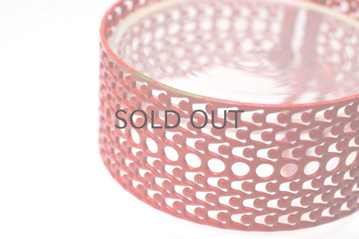 底のホルダーに塗装剥がれ