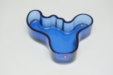 画像2: 北欧ビンテージ/iittala/イッタラ/Alvar Aalto/Aalto bowl/アアルトボウル/W13.8cm/ウルトラマリンブルー/廃番 (2)