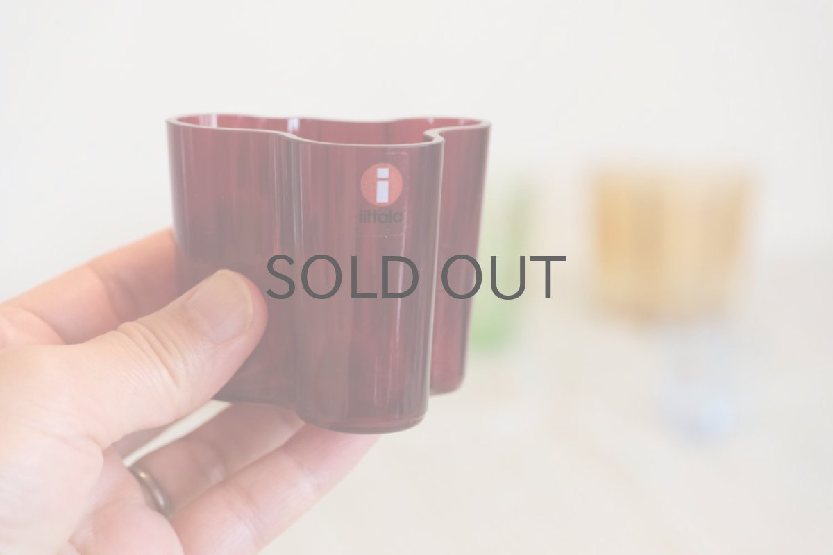 画像10: 北欧ビンテージ/iittala/イッタラ/Alvar Aalto/Aalto vase/アアルトベース/Savoy vase/ミニチュアベース/H5.5cm/フレミングレッド/木箱付き/限定1000個 (10)