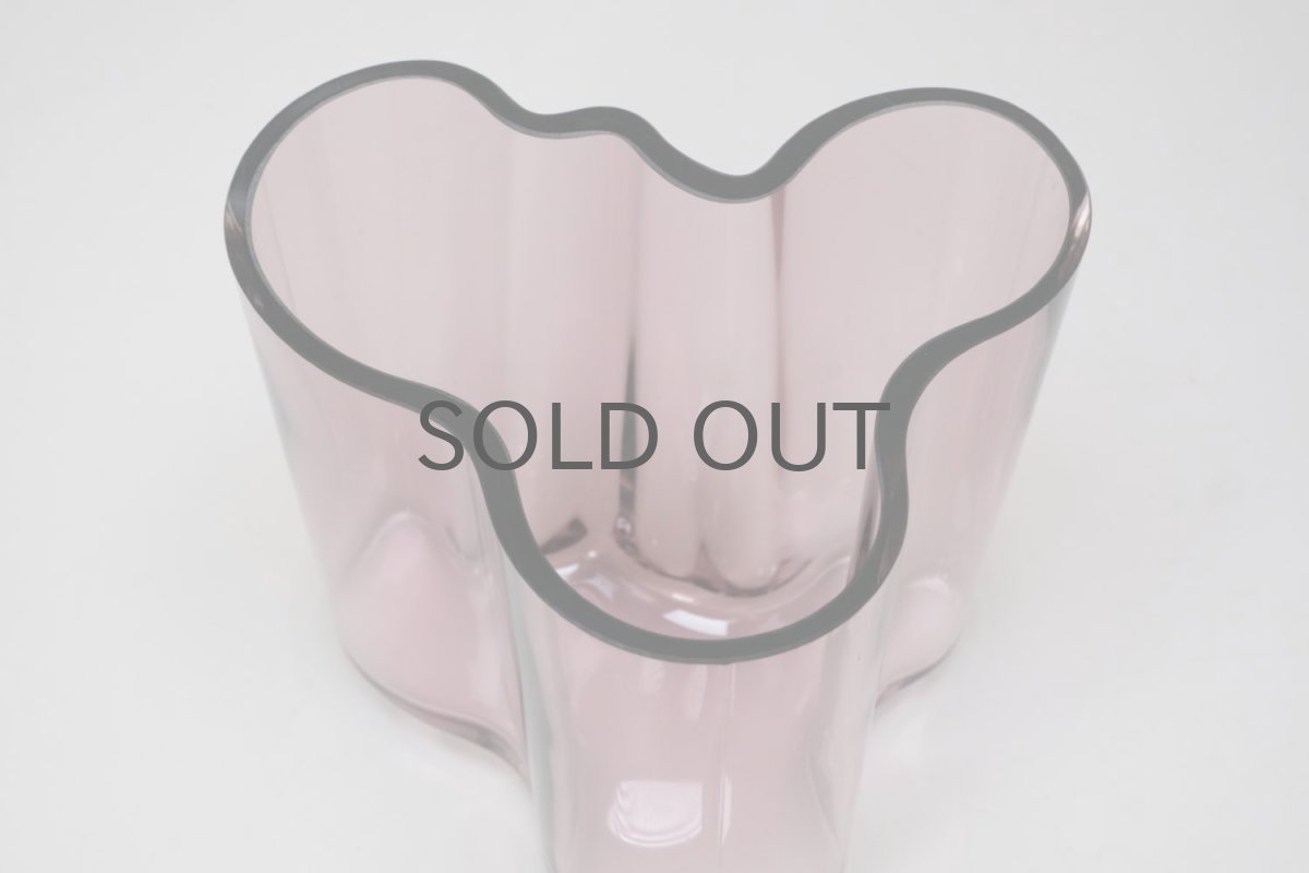 画像2: 北欧ビンテージ/iittala/イッタラ/Alvar Aalto/Aalto vase/アアルトベース/Savoy vase/H9.5cm/パープル (2)