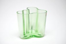 画像3: 北欧ビンテージ/iittala/イッタラ/Alvar Aalto/Alvar Aalto collection/Aalto vase/アアルトベース/H9.5cm/アップルグリーン (3)