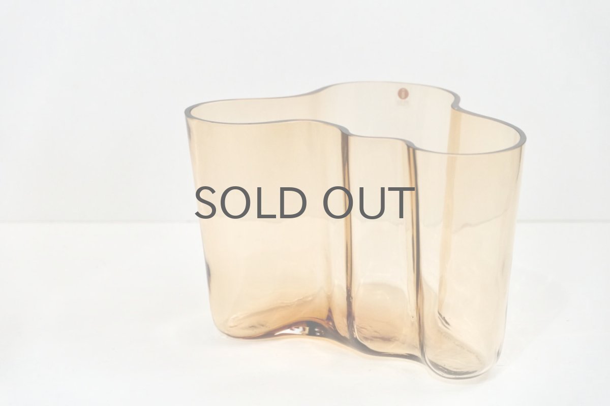 画像3: iittala/イッタラ/ALVAR AALTO/1996年限定モデル/Savoy vas/アルヴァ・アアルトコレクション ベース/貴重 (3)