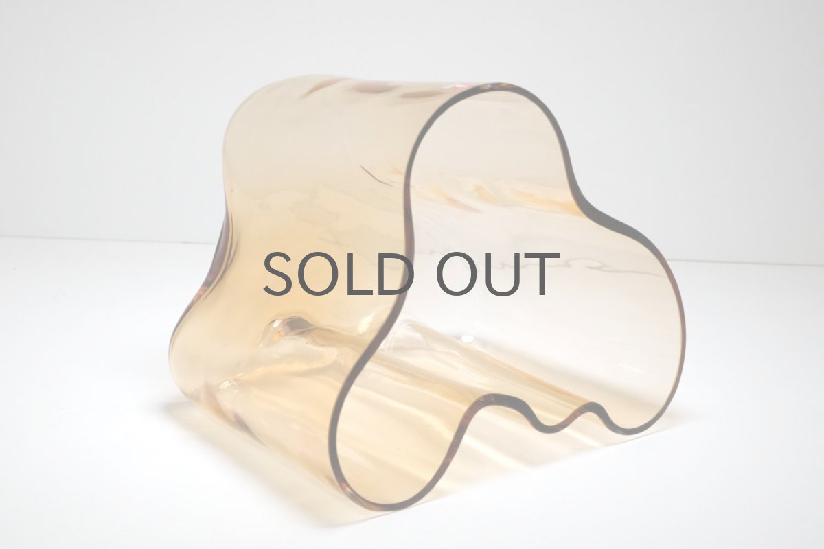 画像4: iittala/イッタラ/ALVAR AALTO/1996年限定モデル/Savoy vas/アルヴァ・アアルトコレクション ベース/貴重 (4)