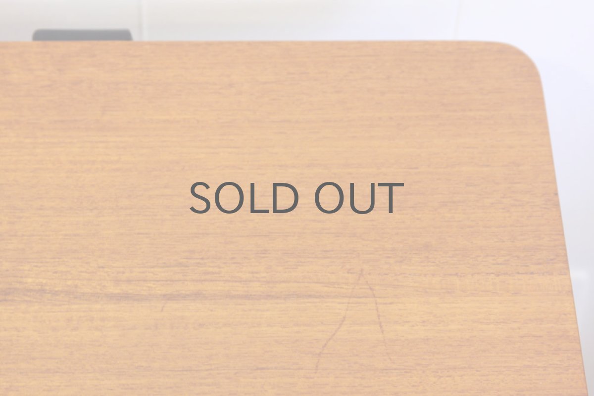 画像4: ビンテージ サイドテーブル スウェーデン製 黒脚 (4)