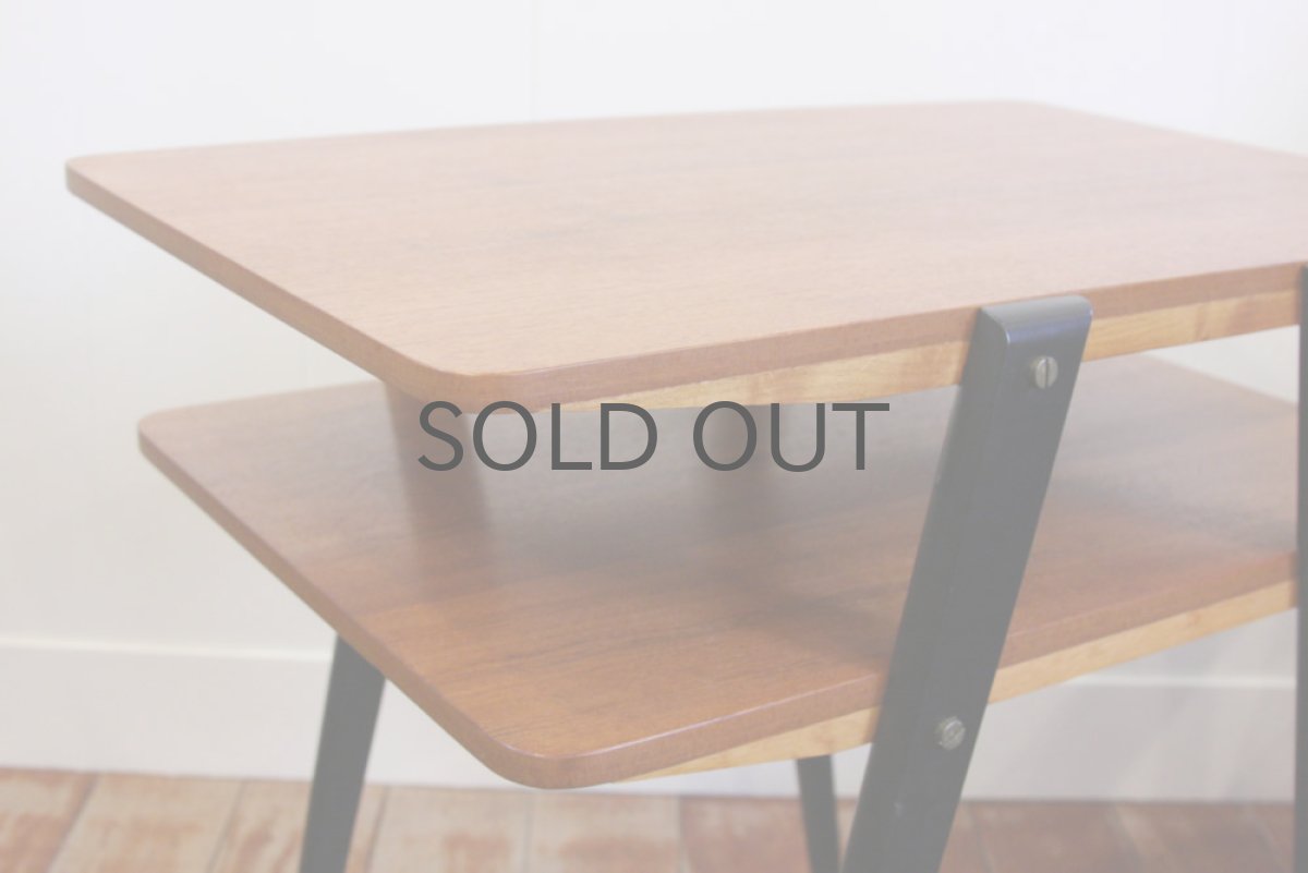 画像3: ビンテージ サイドテーブル スウェーデン製 黒脚 (3)