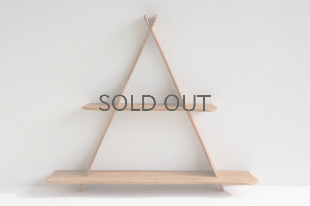 画像2: 北欧　ビンテージ　チーク材　壁掛け飾り棚 三角Sサイズ　No.2 (2)