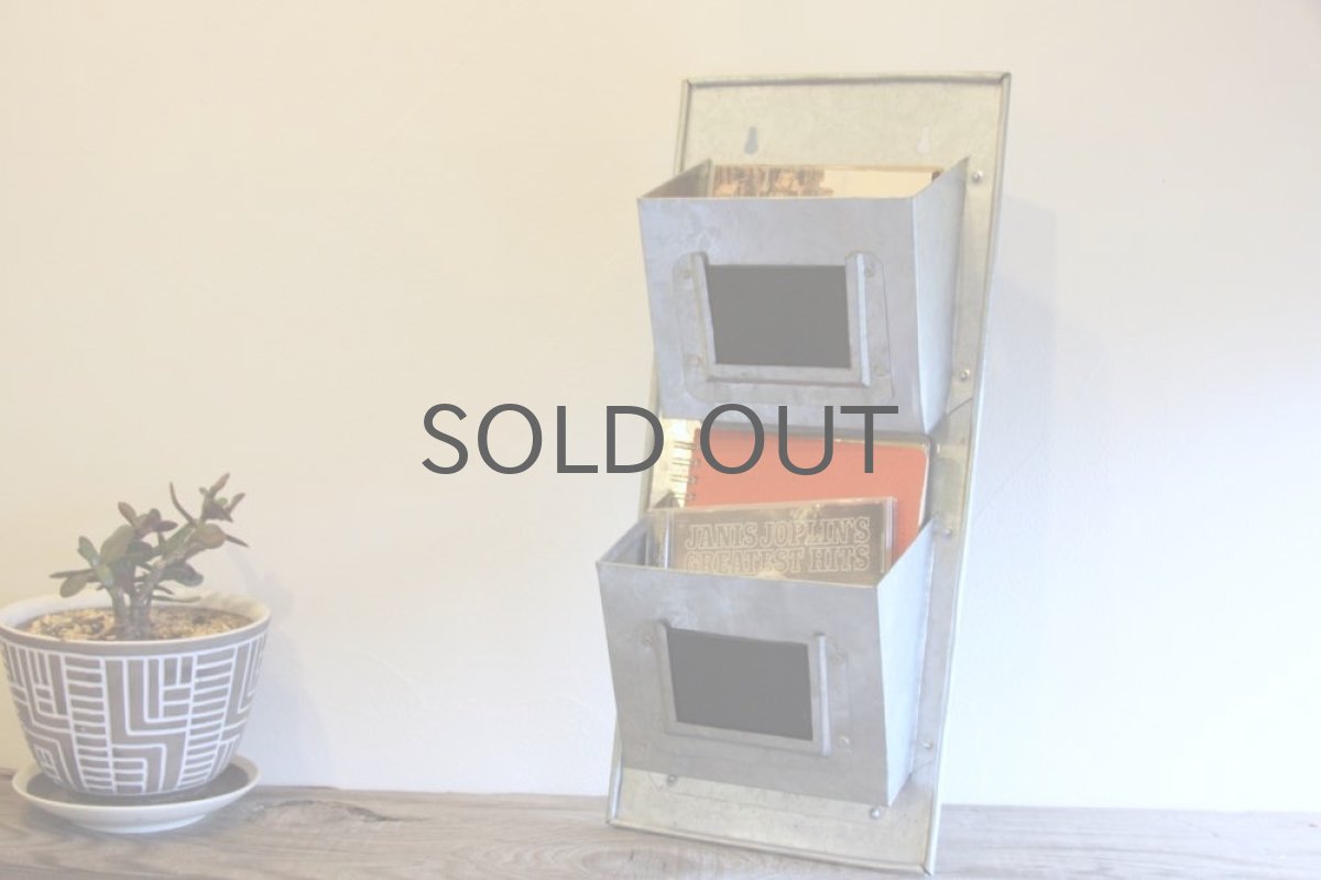 画像2: スウェーデン蚤の市／ブリキ製レターラック (2)