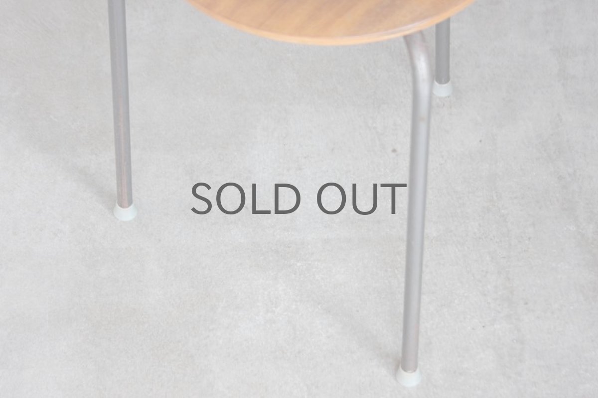 画像3: 北欧ビンテージ家具/デンマーク製/3本脚スツール/チーク×スチール (3)