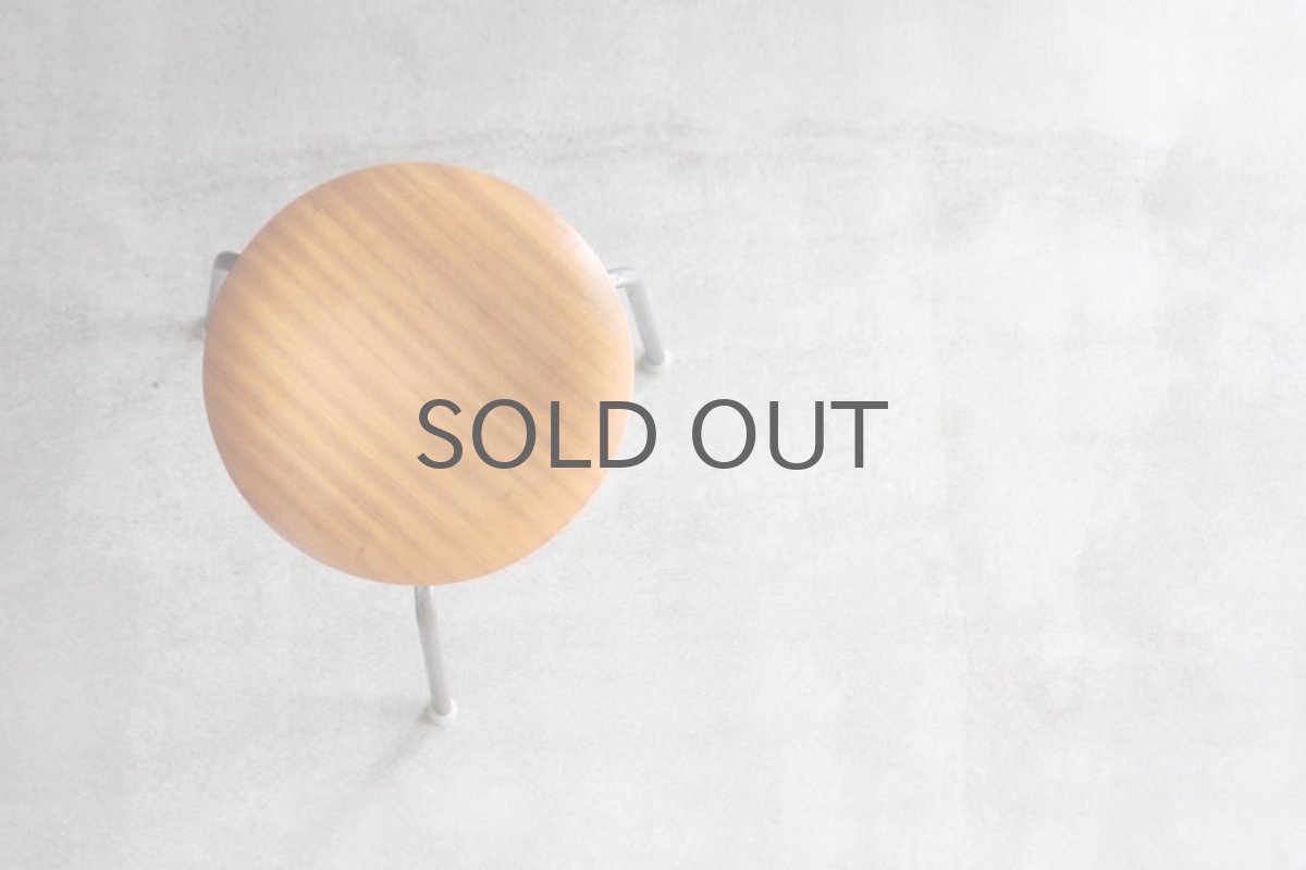 画像4: 北欧ビンテージ家具/デンマーク製/3本脚スツール/チーク×スチール (4)