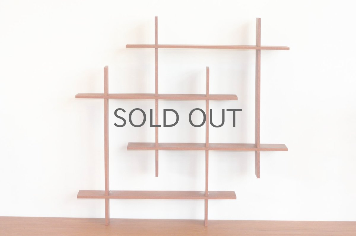 画像2: 北欧ビンテージインテリア雑貨/チーク/壁掛け飾り棚/スクエアー  (2)