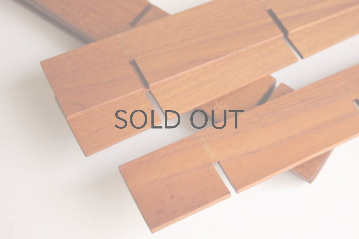 画像4: 北欧　ビンテージ　チーク　壁掛け飾り棚 スクエアー  (4)