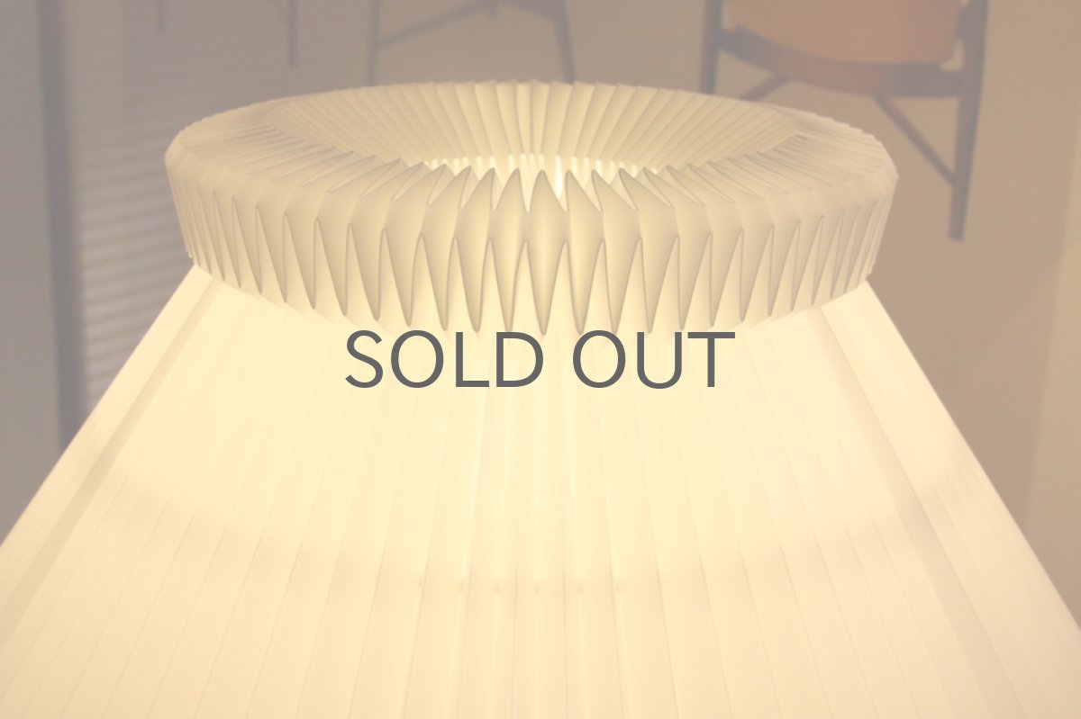 画像3: デンマーク製 LE KLINT レクリント+Holmegaardホルムガード テーブルライト (3)