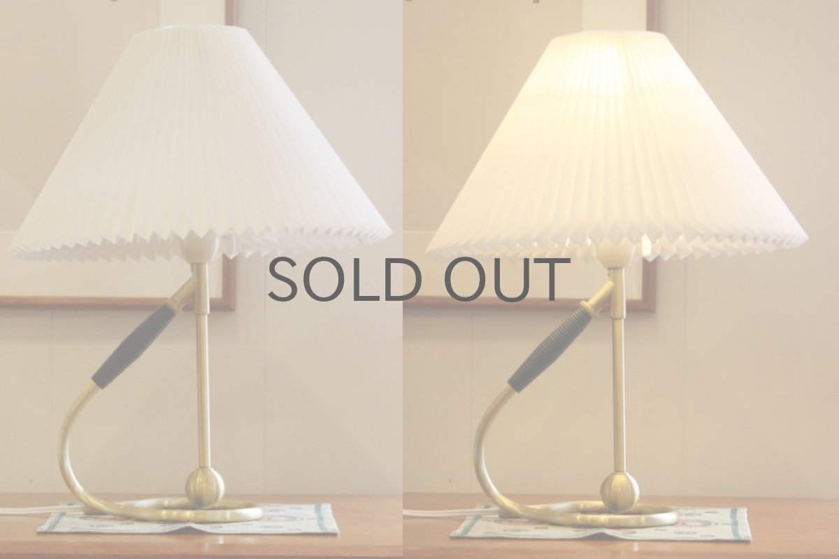 画像2: デンマーク製 LE KLINT レクリント テーブルライト、ウォールライト (2)