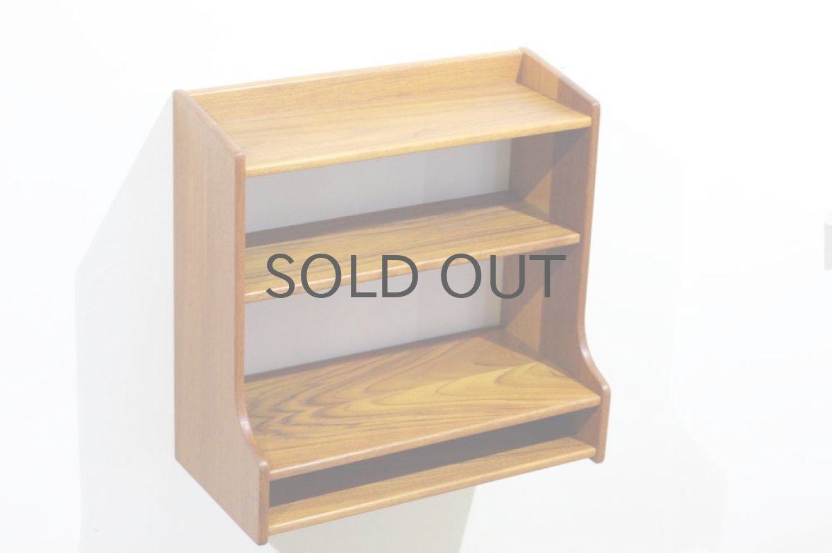 画像3: デンマーク製 ビンテージ 壁付け棚 チーク No.2 (3)