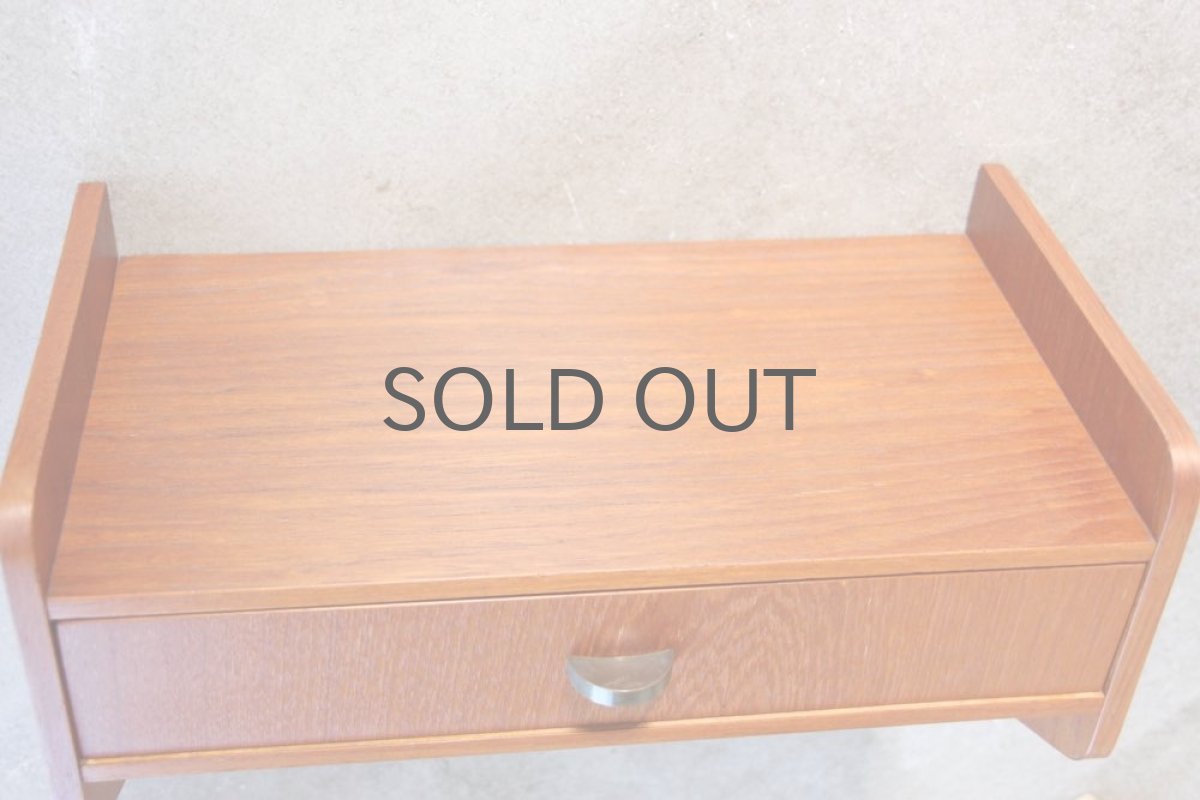 画像3: デンマーク製　ビンテージ　壁付け引き出し棚　チーク　 (3)