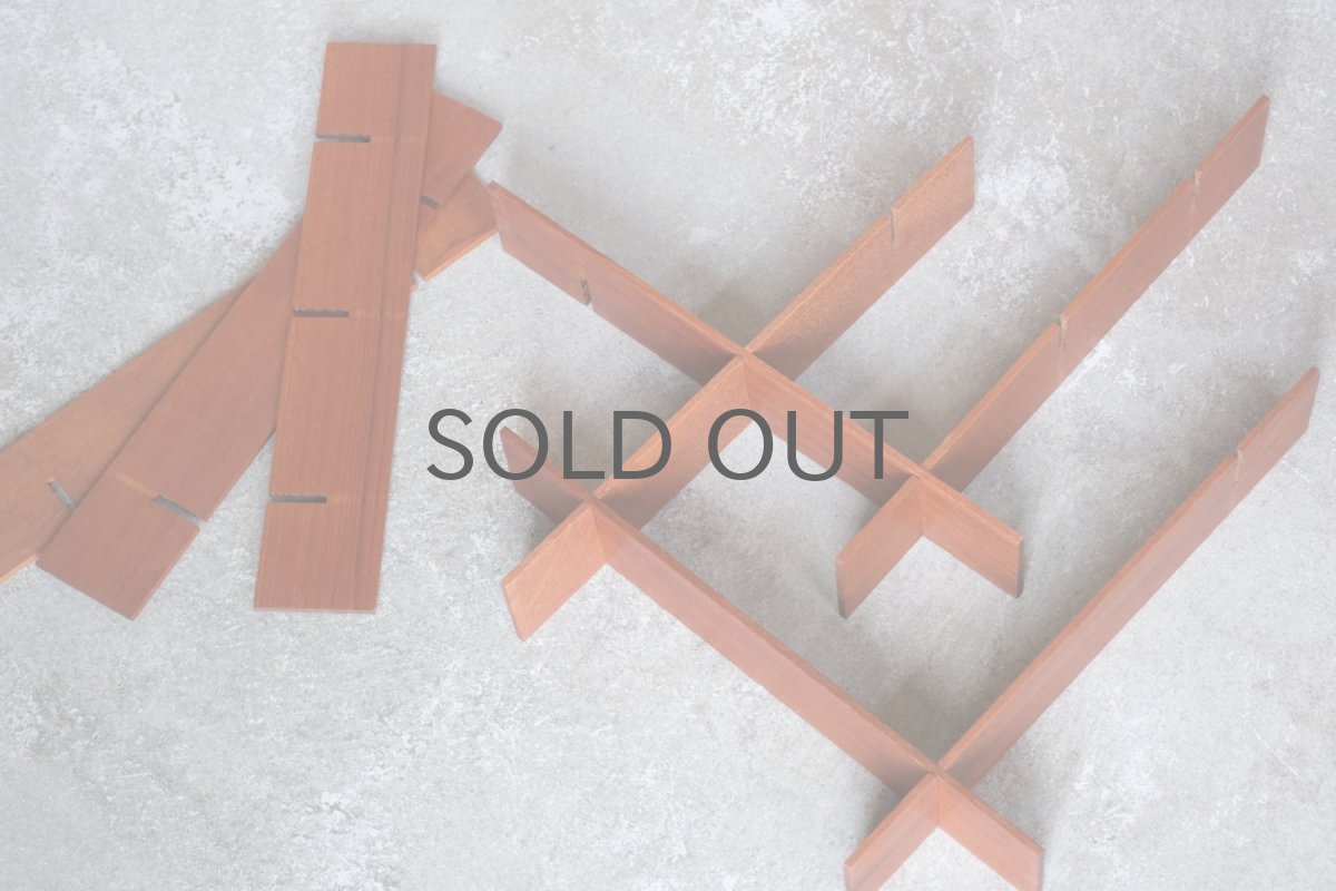 画像4: 北欧ビンテージインテリア雑貨/チーク/壁掛け飾り棚/スクエアー  (4)