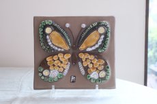 画像2: スウェーデン/Jie gantofta/ジィ　ガントフタ/陶板の壁掛け/ 蝶/イエロー系 (2)