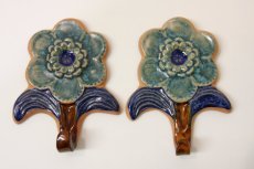 画像1: スウェーデン　Jie gantofta　ジィ　ガントフタ　陶製花フック (1)