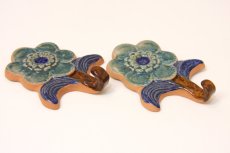 画像2: スウェーデン　Jie gantofta　ジィ　ガントフタ　陶製花フック (2)