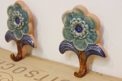 画像1: スウェーデン　Jie gantofta　ジィ　ガントフタ　陶製花フック