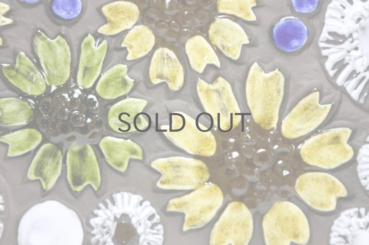 画像2: スウェーデン Jie gantofta ジィ ガントフタ ホワイトフラワー陶板の壁掛け Lサイズ (2)