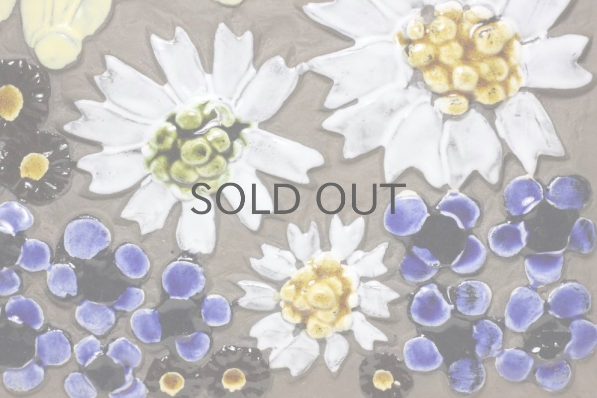 画像3: スウェーデン Jie gantofta ジィ ガントフタ ホワイトフラワー陶板の壁掛け  (3)