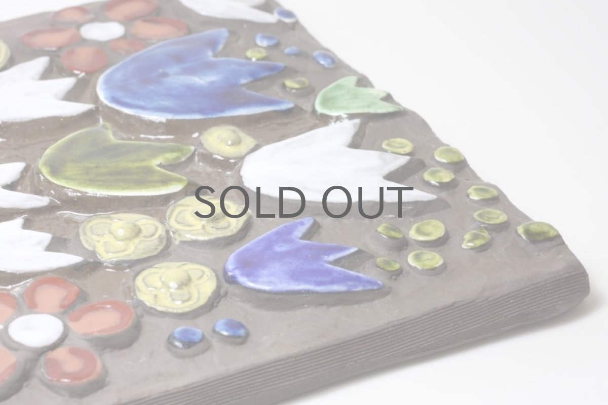 画像5: Jie gantofta/ジィ　ガントフタ/ホワイトチューリップ陶板の壁掛け  (5)