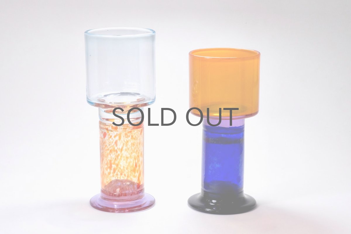 右のゴブレットです