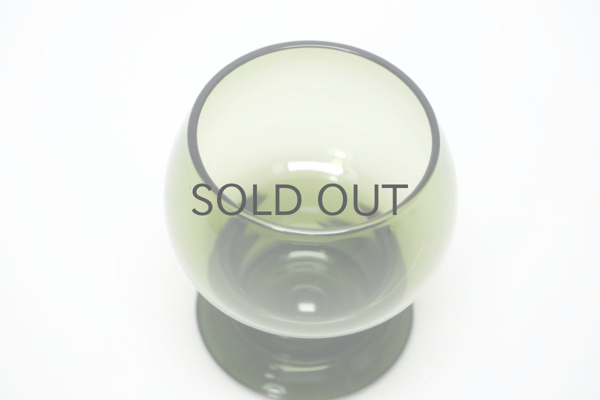 画像2: ビンテージ北欧雑貨/Kaj Franck/カイ・フランク/Wineglass 1111/Nuutajarvi/ヌータヤルヴィ/ワイングラス/オリーブグリーン (2)