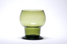 画像1: ビンテージ北欧雑貨/Kaj Franck/カイ・フランク/Wineglass 1111/Nuutajarvi/ヌータヤルヴィ/ワイングラス/オリーブグリーン/No.2 (1)