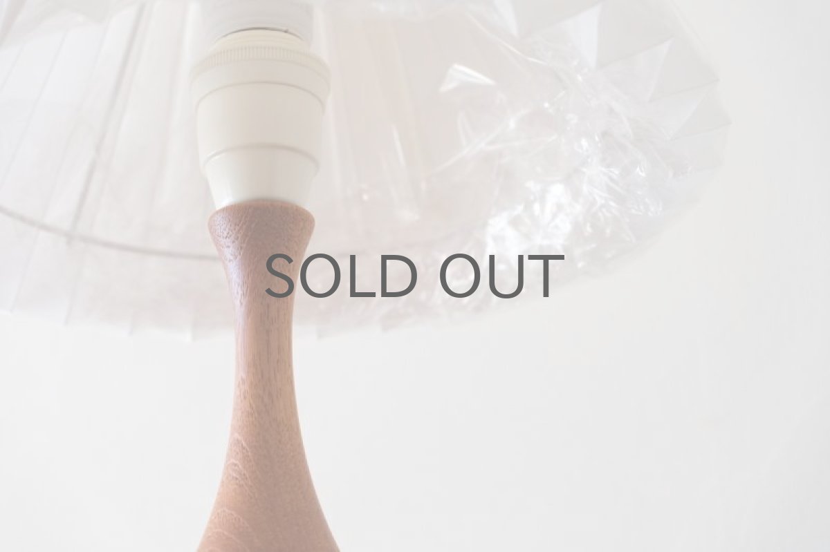 画像3: ビンテージ北欧照明/テーブルライト/スウェーデン/チーク支柱✕ジャバラシェード/No.2 (3)