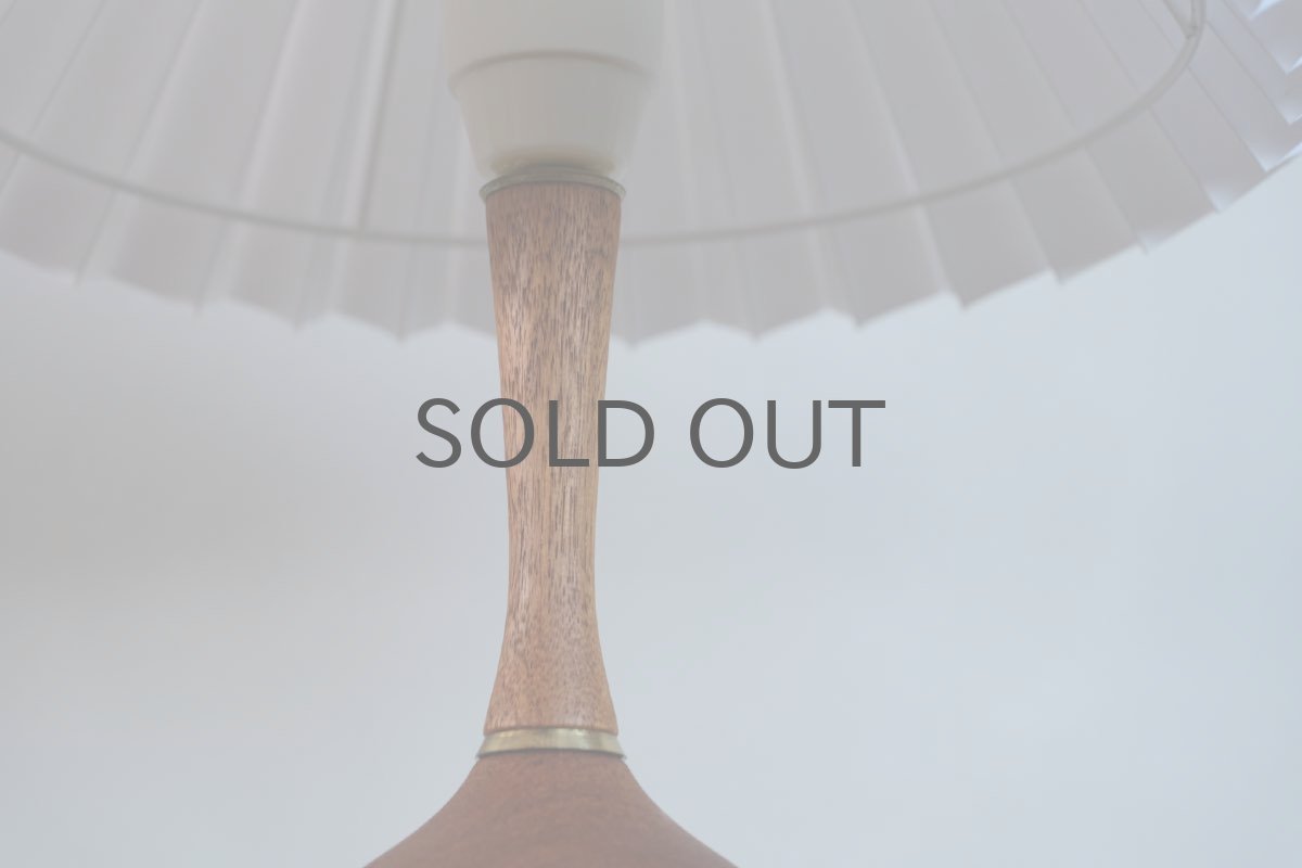 画像4: ビンテージ北欧照明/テーブルライト/スウェーデン/チーク支柱✕ジャバラシェード (4)