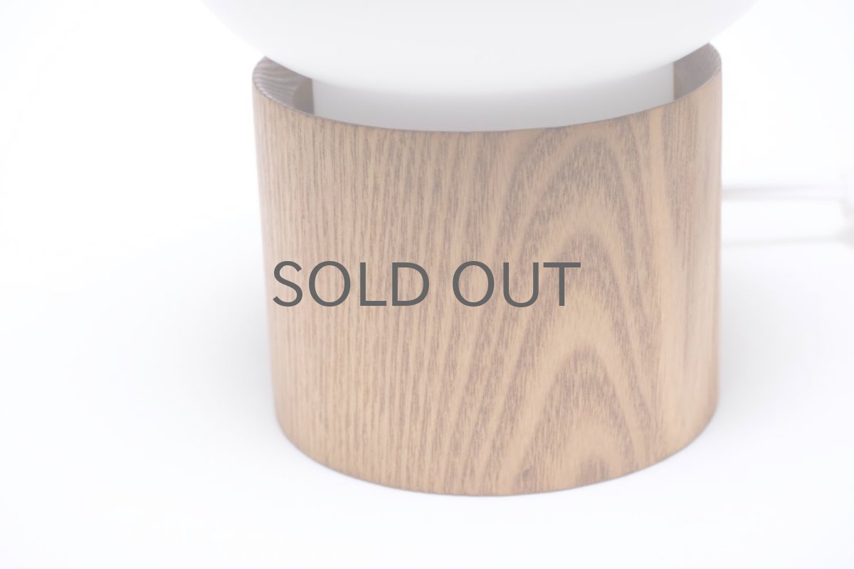 画像5: ビンテージ北欧照明/ランタン/スウェーデンで見つけたテーブルライト/ガラスシェード✕木製スタンド (5)