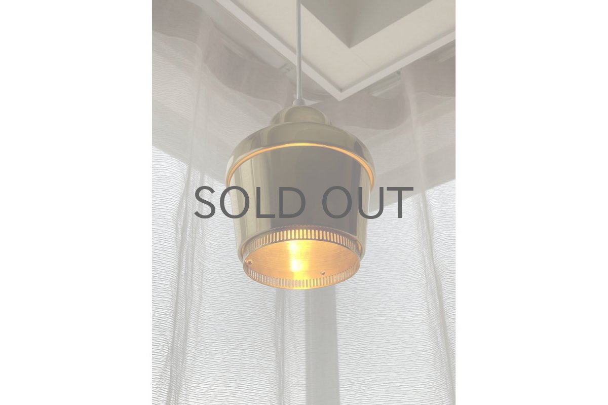 画像2: 北欧ビンテージ照明/artek/アルテック/Aalto/アルヴァ・アアルト/A330/ゴールデンベル/サヴォイ/フィンランド製/デッドストック品(未使用品) (2)