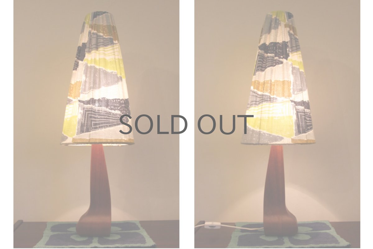 画像2: スウェーデン製 テーブルランプ チーク×50'sヴィンテージファブリックシェード (2)